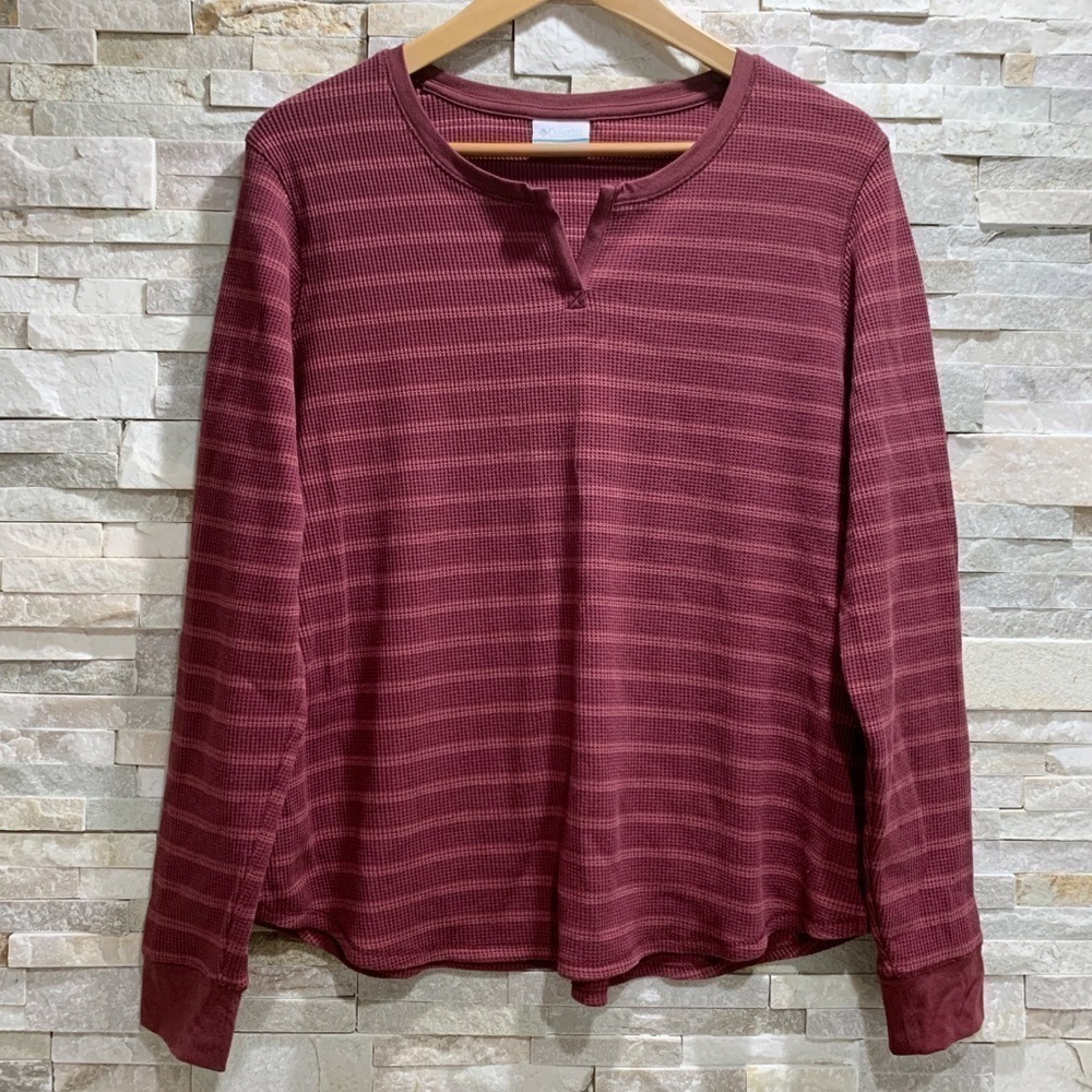 COLUMBIA striped thermal long sleeve size L